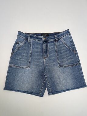 Judy Blue Mid Rise Medium Wash Raw Hem Jean  Shorts Sz L